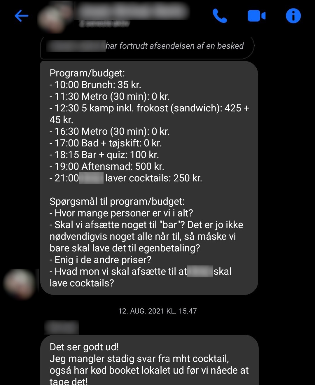 Oppdatert program og budsjett i Messenger med reviderte tider og åpne spørsmål om kostnader og antall
